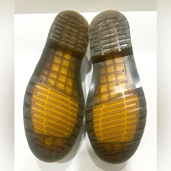 Dr. Martens Men’s Adrian YS Leather Tassel Loafer in Olive Green New - Picture 6 of 16